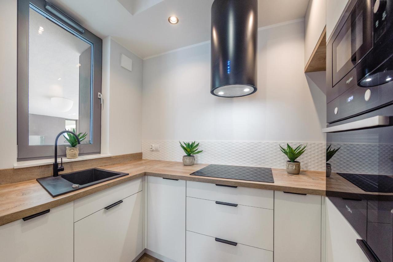 גדינייה Plac Unii - Premium Apartments מראה חיצוני תמונה