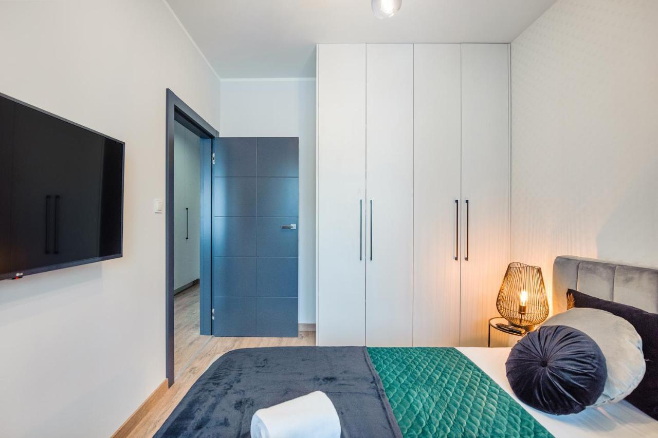 גדינייה Plac Unii - Premium Apartments מראה חיצוני תמונה